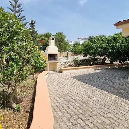 Apartment Lusia Con Piscina Privata A Pescoluse